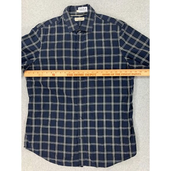 Banana Republic Classic Fit Long Sleeve Button Down Shirt (Men's XL) Blue - Picture 6 of 12